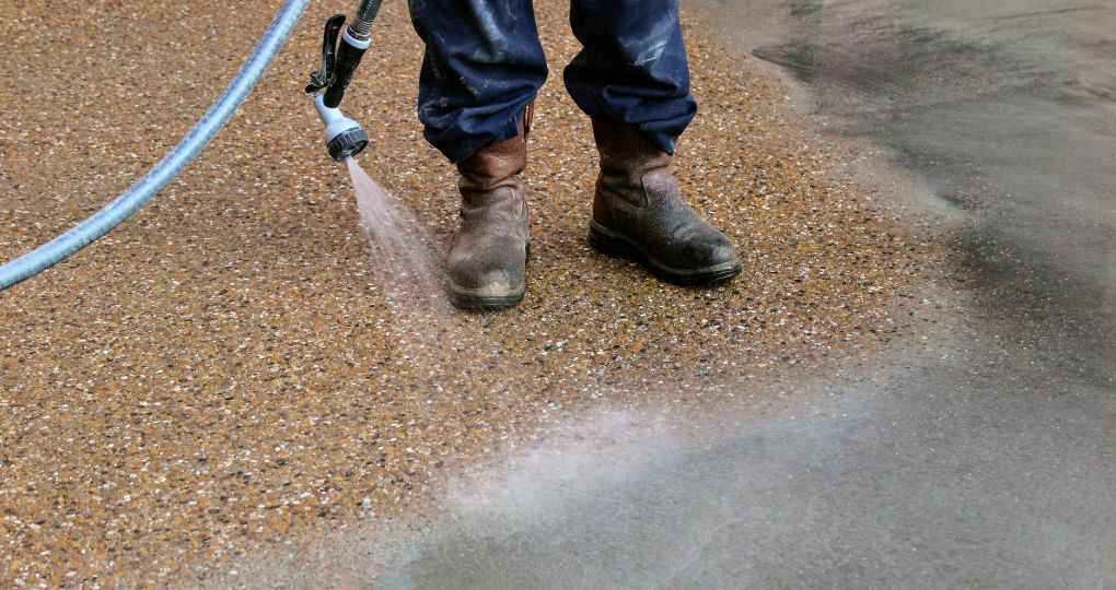 lave béton désactivé