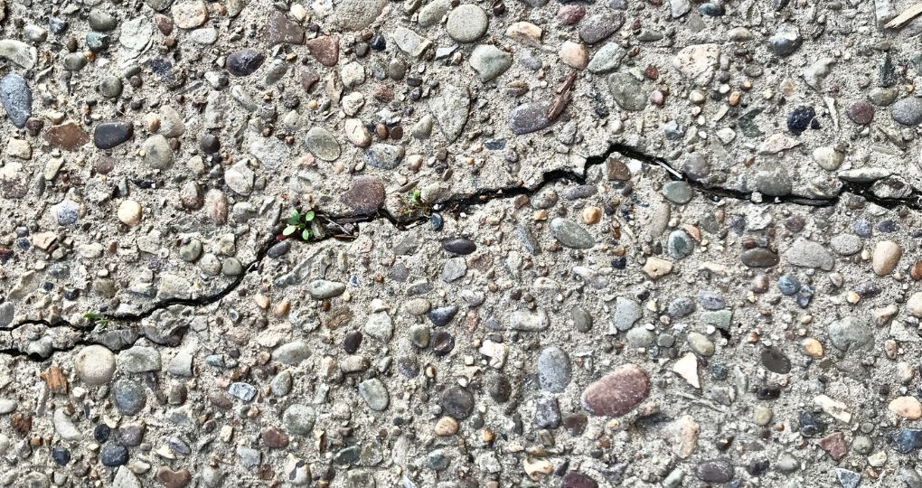 Béton désactivé mal fait